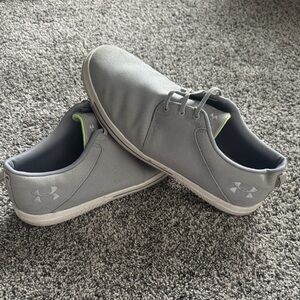 Under Armour Men's Gray Sneakers